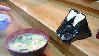 ここのおにぎりはいくつでも食べられてしまう美味しさです！