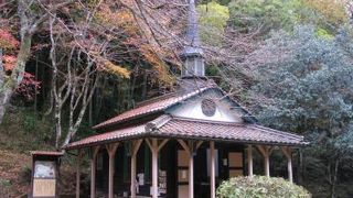 美しい風景とは裏腹に、悲しい歴史のある乙女坂マリア聖堂