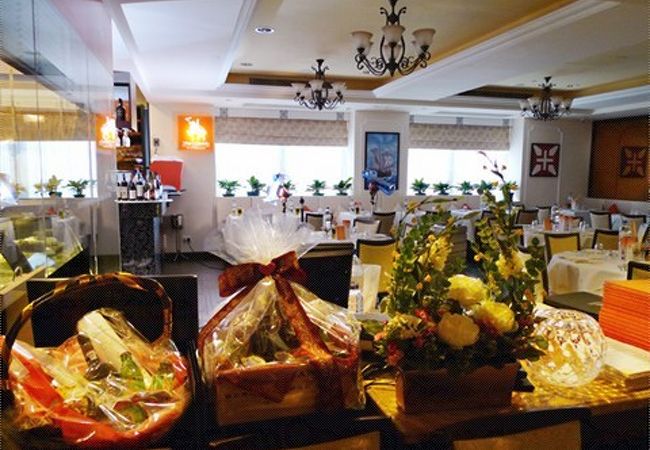 ニーノズ・コジーニャ・リストランテ＆バー