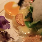 ★ ミシュランガイド京都・大阪２０１０ 大阪で三ツ星を獲得した唯一のレストラン 「Ｈａｊｉｍｅ Ｒｅｓｔａｕｒａｎｔ Ｇａｓｔｒｏｎｏｍｉｑｕｅ Ｏｓａｋａ Ｊａｐｏｎ」 