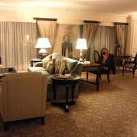 部屋広いです。