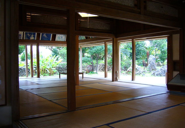 石垣やいま村