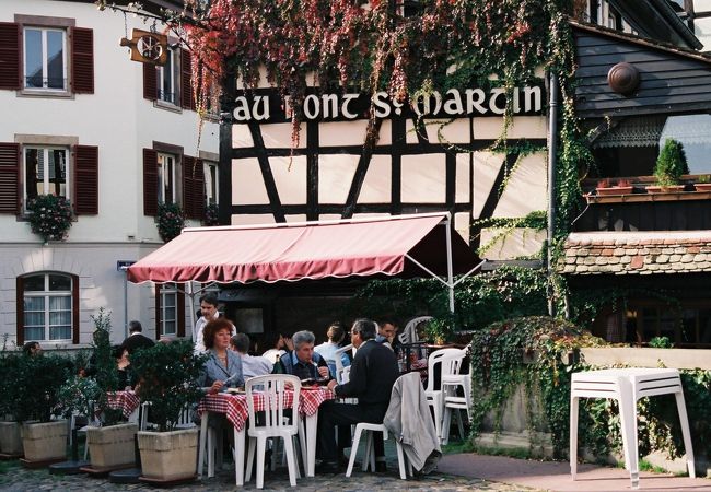 レストラン　AU PONT SAINT MARTIN