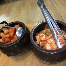 キムチとカクテキも美味しいです