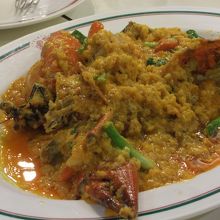 蟹のカレー炒め（殻付き）