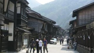 中山道の宿場町、奈良井