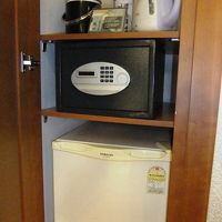 冷蔵庫に貸金庫、ティファールも