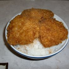 カツ丼Ｃ 写真はご飯大盛で７２０円
