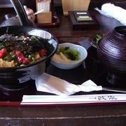 駅南のドンキホーテのビル内にあるカツ丼のお店