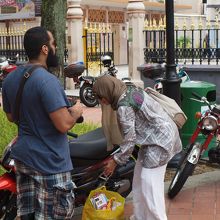モスクの入り口付近。
