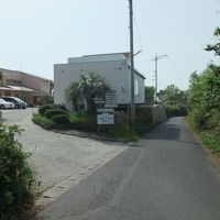 外には、くまんバチが結構飛んでますよ〜