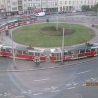 ホテル前がトラム20.25の終点始発です