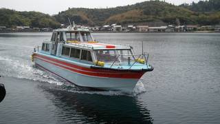 国賀海岸めぐり定期観光船