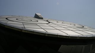 「日本のへそ」にある経緯度と星を知る施設