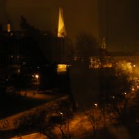 お部屋から見えるのは、カレル広場の南にある小さな公園