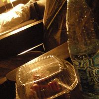 ロビーの売店で買ったケーキ