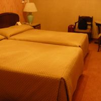 この左手前にクローゼットがあり狭さは気にならなかったと記憶