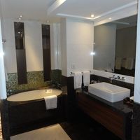 お風呂はジャグジー付