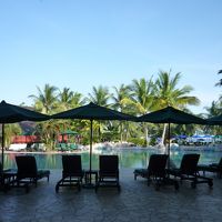 スパ・スイートじゃなくてノーマルな館のプール。じゅうぶんステ