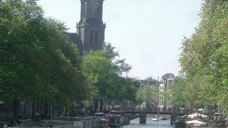 アムステルダムのシンゲル運河の内側にある17世紀の環状運河地域 