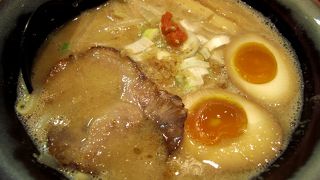 久楽（KURA）の白味噌ラーメン味付け玉子♪