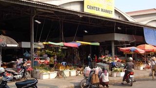 センターマーケット