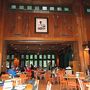 「パビリオンビュッフェ」　ヨセミテ国立公園のカリービレッジにある、ブッフェ・レストラン。山の中なのにリーゾナブル！