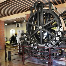 展示作品は撮影不可。機械は可です。