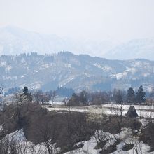 越後川口の手前で越後三山が見られる