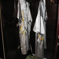 ボクサーが着そうなガウン。エラくなったような気がする