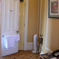 暖房器具が２つ用意されていたが，１つは壊れていた