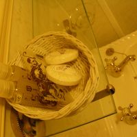 英蛇口は、２つに分かれているタイプがかなり多い