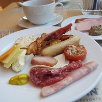 朝食は種類豊富で大満足できます