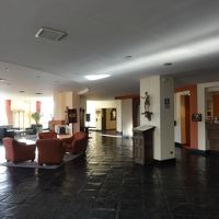 広々としたロビー