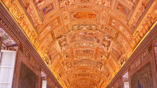 日本からインターネットで予約が出来ます