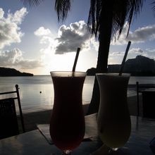 南国気分でダイキリとピナコラーダ