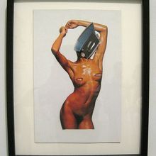 こんな奇妙な作品も。