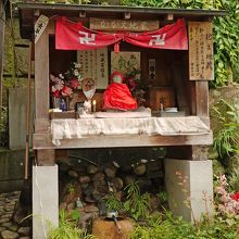 おかかえ地蔵尊