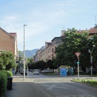 ホテル周辺。閑散としている。