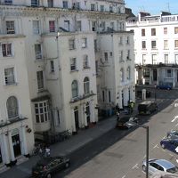 集合住宅のような…でも多分ホテルが並ぶエリア