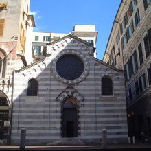 サン・マッテーオ広場