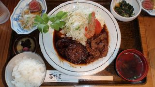 ランチタイムはお手頃価格でした。