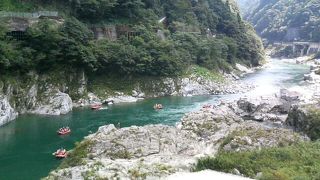 日本有数の激流＆渓谷美の中、ＥＮＪＯＹ☆ラフティング！