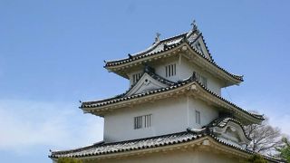 こじんまりとしたお城だけれど、上からの景色は美しい