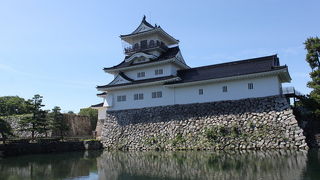 復元された富山城
