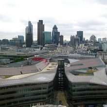 ２つめの展望台からの眺めです。金融街の方面です。