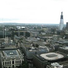 ３つめの展望台より。タワー・ブリッジ方面。