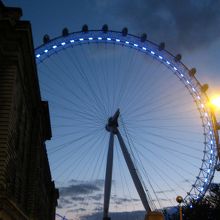 夜のロンドン・アイ