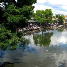 カナル・マーケット。