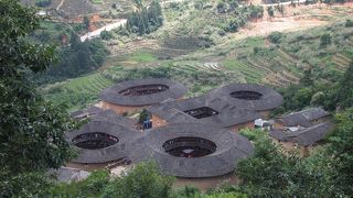 田螺坑土楼群はシンボル的存在